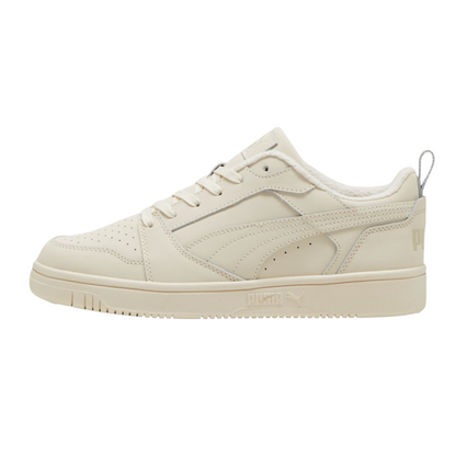 Tenis Puma Rebound V6 Low Nubuck - 39747501 Beige Casuales